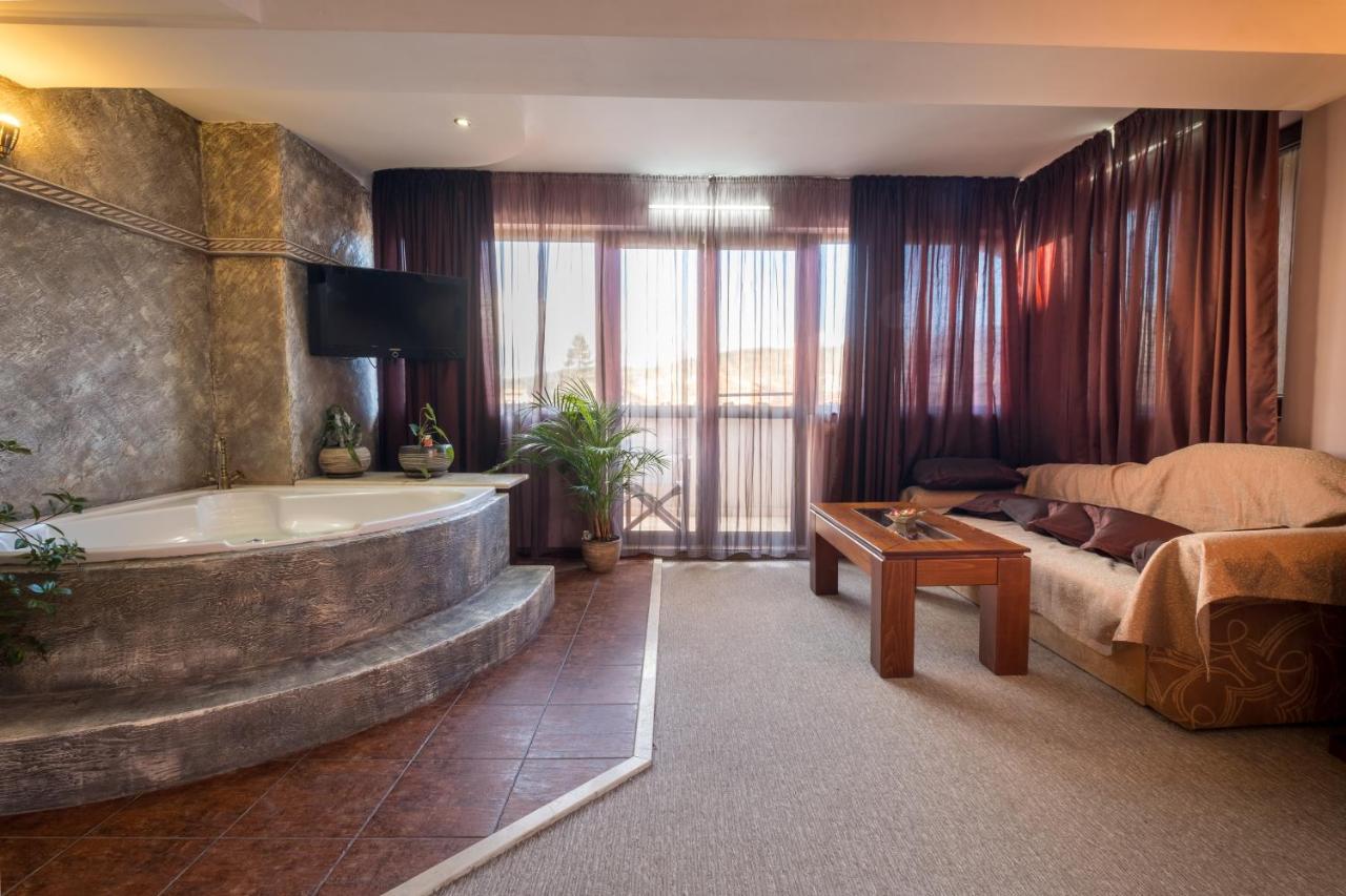 Хотел Том И Нези Класик Velingrad Eksteriør billede